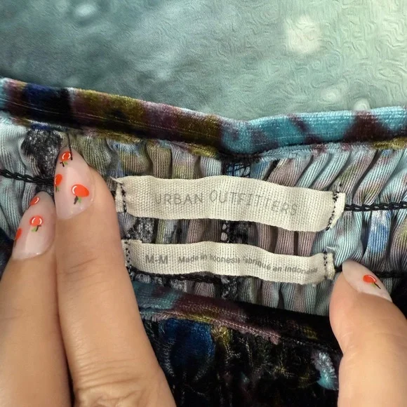 Urban Outfitters | Romantic Velvet Romper - Picture 4 of 9